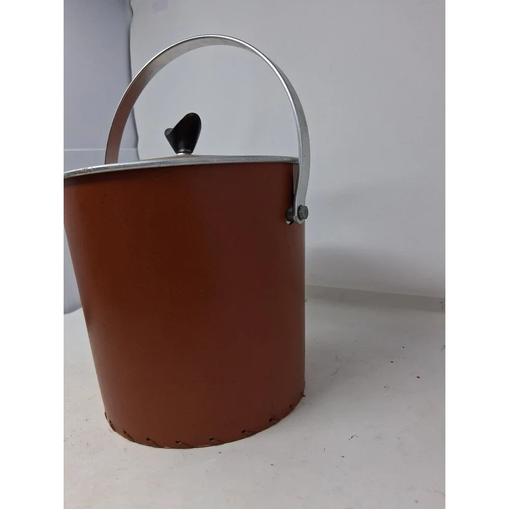Vintage Regal Ware Mid Century Modern Brown Vinyl Aluminum Ice Bucket. P